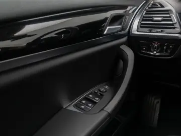 BMW X4 xD20i 360  DAB CockpitPlus WLAN LED M Sport