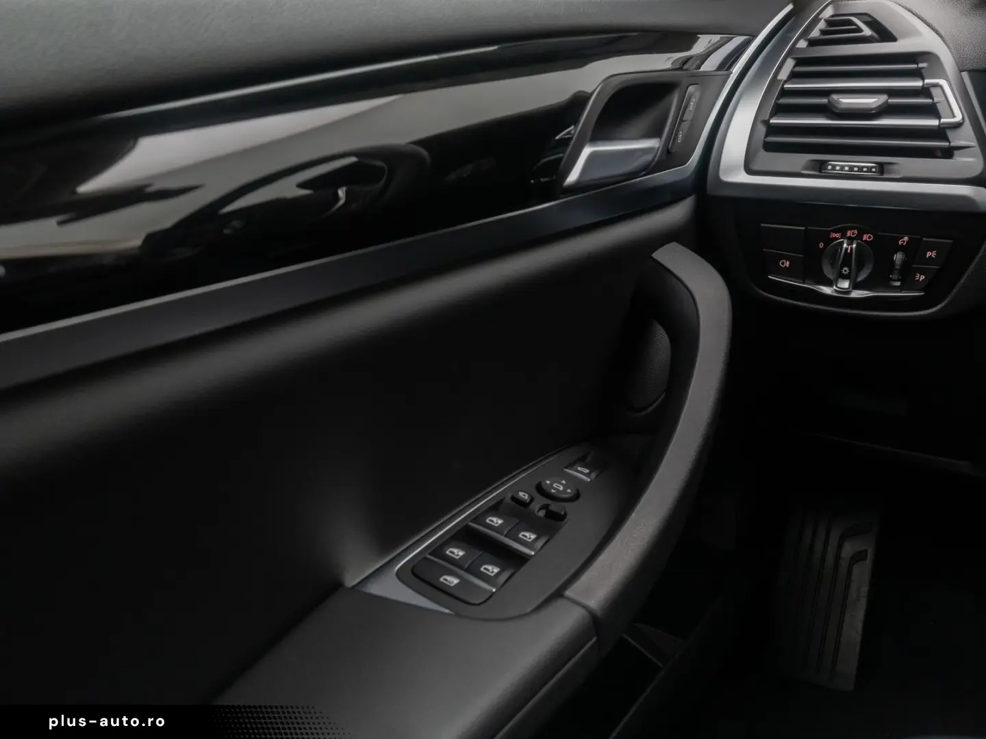 BMW X4 xD20i 360  DAB CockpitPlus WLAN LED M Sport