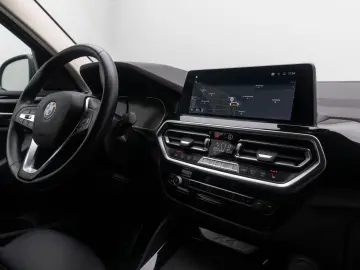 BMW X4 xD20i 360  DAB CockpitPlus WLAN LED M Sport