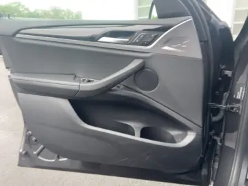 BMW X4 xDrive 30d Navi Memory Sitze LED Dyn. Kurvenl