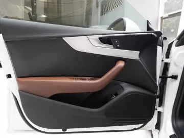 Audi A5 Sportback 2.0 TDI quattro S tronic