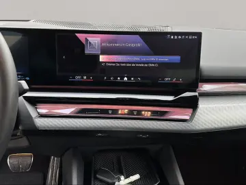 BMW 550e xDrive Limousine M Sport AHK Kamera LED