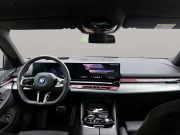 BMW 550e xDrive Limousine M Sport AHK Kamera LED