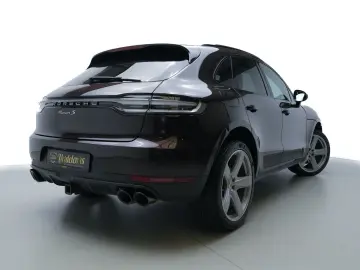 PORSCHE Macan S