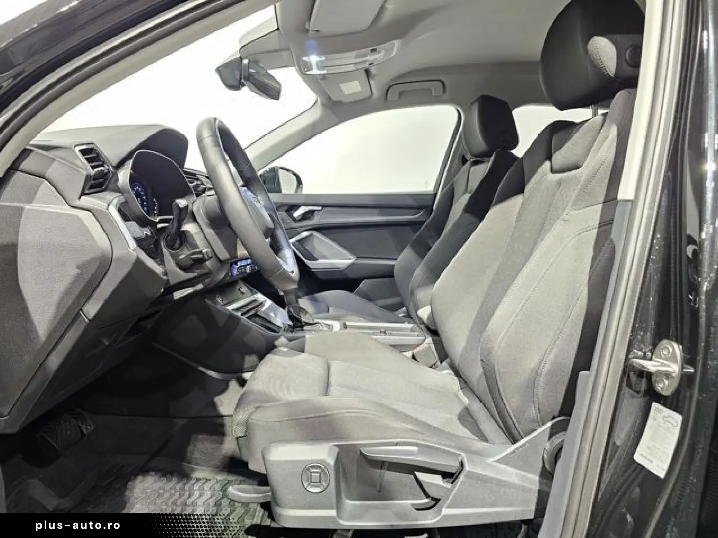 AUDI Q3 35 TFSI Sport