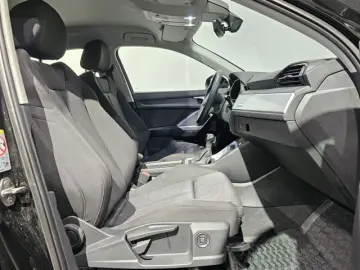 AUDI Q3 35 TFSI Sport