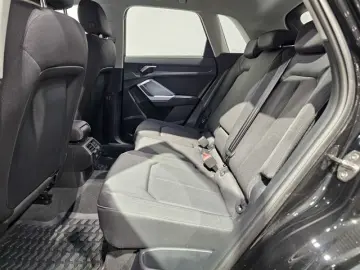AUDI Q3 35 TFSI Sport