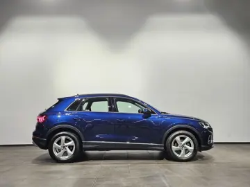 AUDI Q3 35 TFSI Sport
