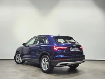 AUDI Q3 35 TFSI Sport