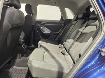 AUDI Q3 35 TFSI Sport