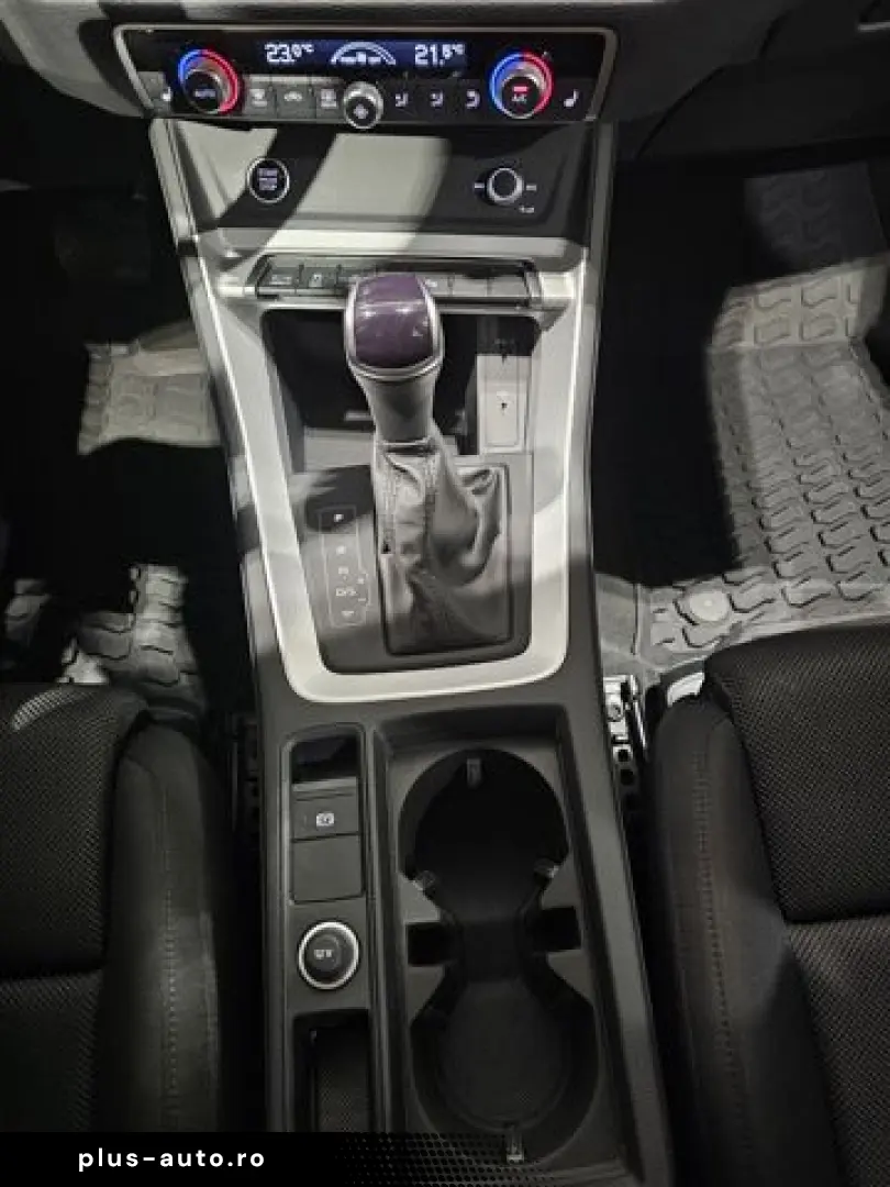 AUDI Q3 35 TFSI Sport