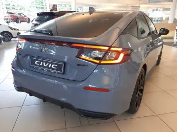 HONDA Civic e HEV 2.0 i-MMD Hybrid Sport
