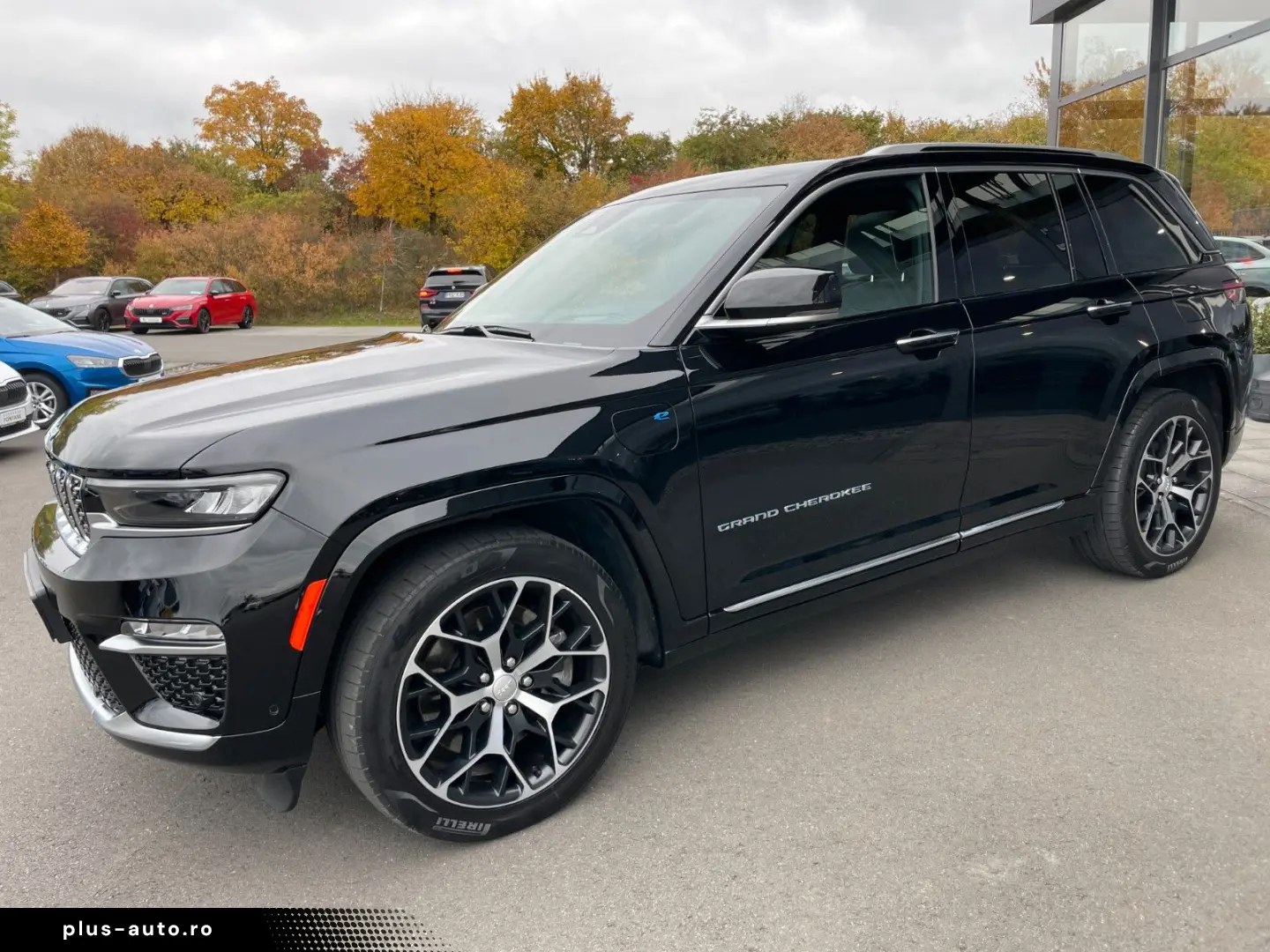 JEEP Grand Cherokee Summit Reserve Plug-In-Hybrid