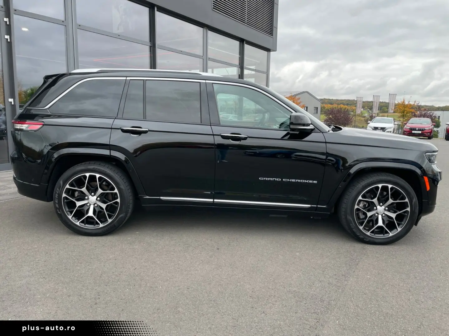 JEEP Grand Cherokee Summit Reserve Plug-In-Hybrid