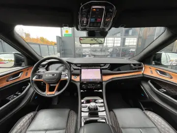 JEEP Grand Cherokee Summit Reserve Plug-In-Hybrid