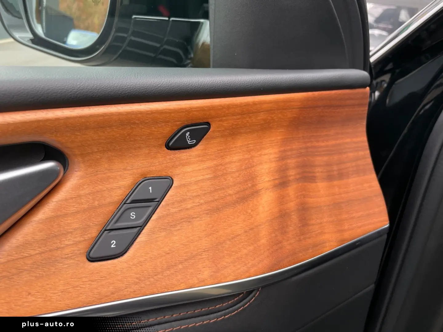 JEEP Grand Cherokee Summit Reserve Plug-In-Hybrid