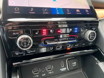 JEEP Grand Cherokee Summit Reserve Plug-In-Hybrid