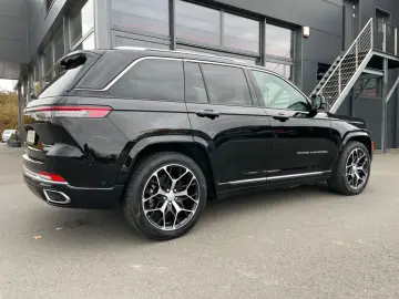 JEEP Grand Cherokee Summit Reserve Plug-In-Hybrid