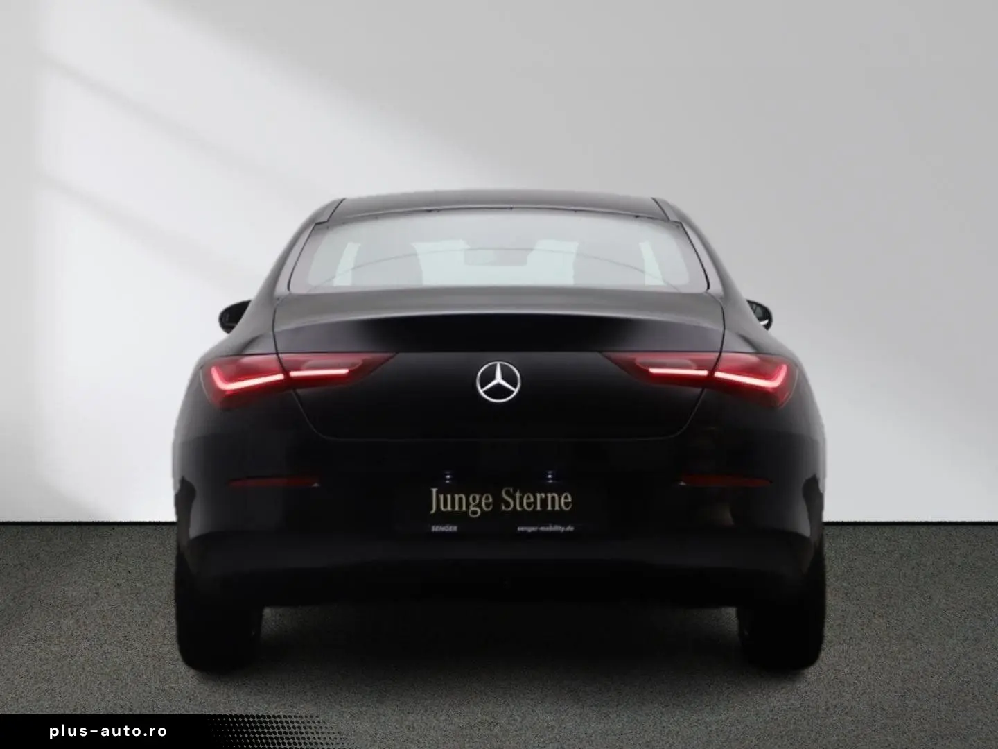 MERCEDES-BENZ CLA 180 Kamera Spiegel-Paket Sitzheizung MBUX