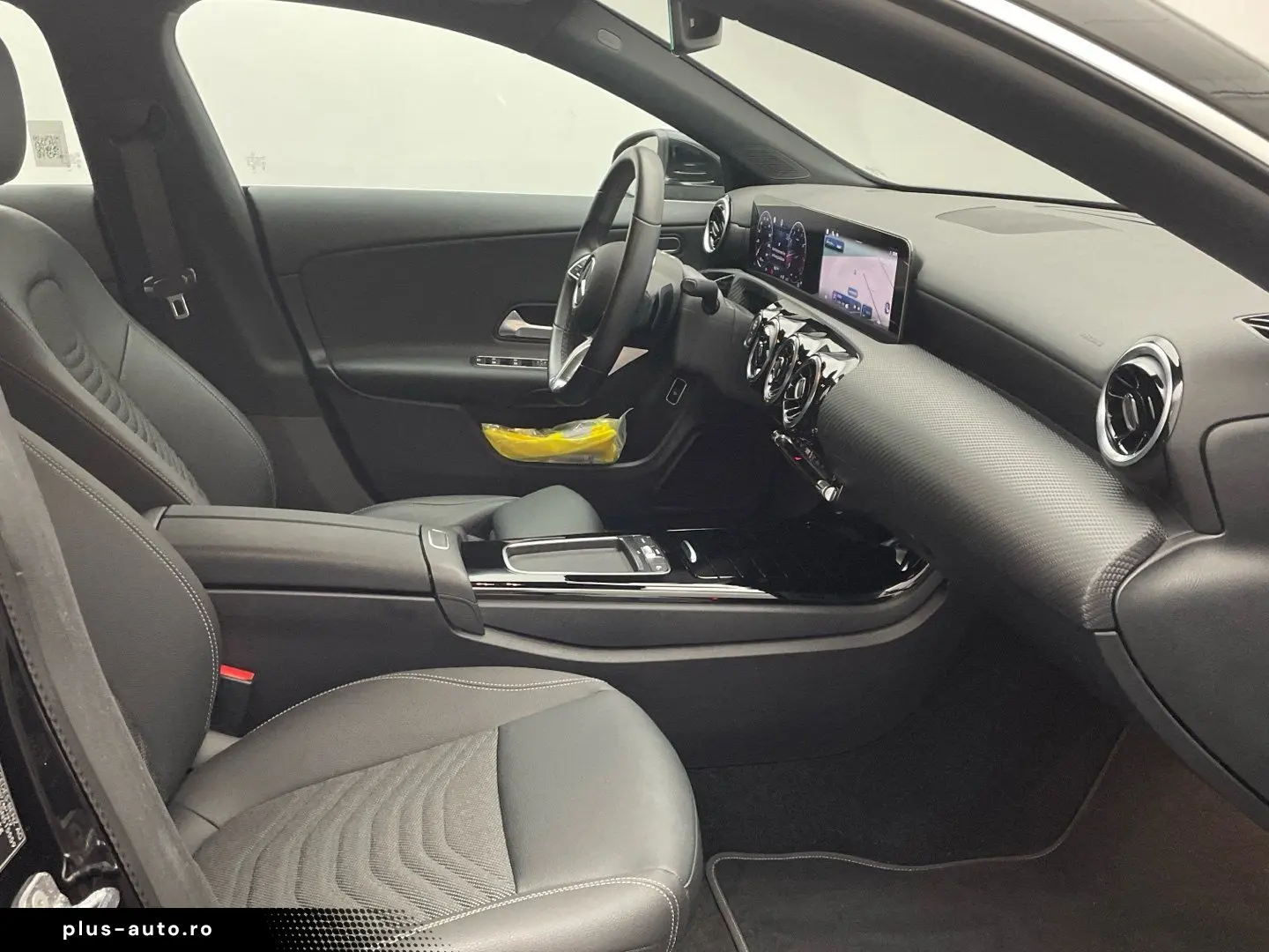 MERCEDES-BENZ CLA 180 Kamera Spiegel-Paket Sitzheizung MBUX