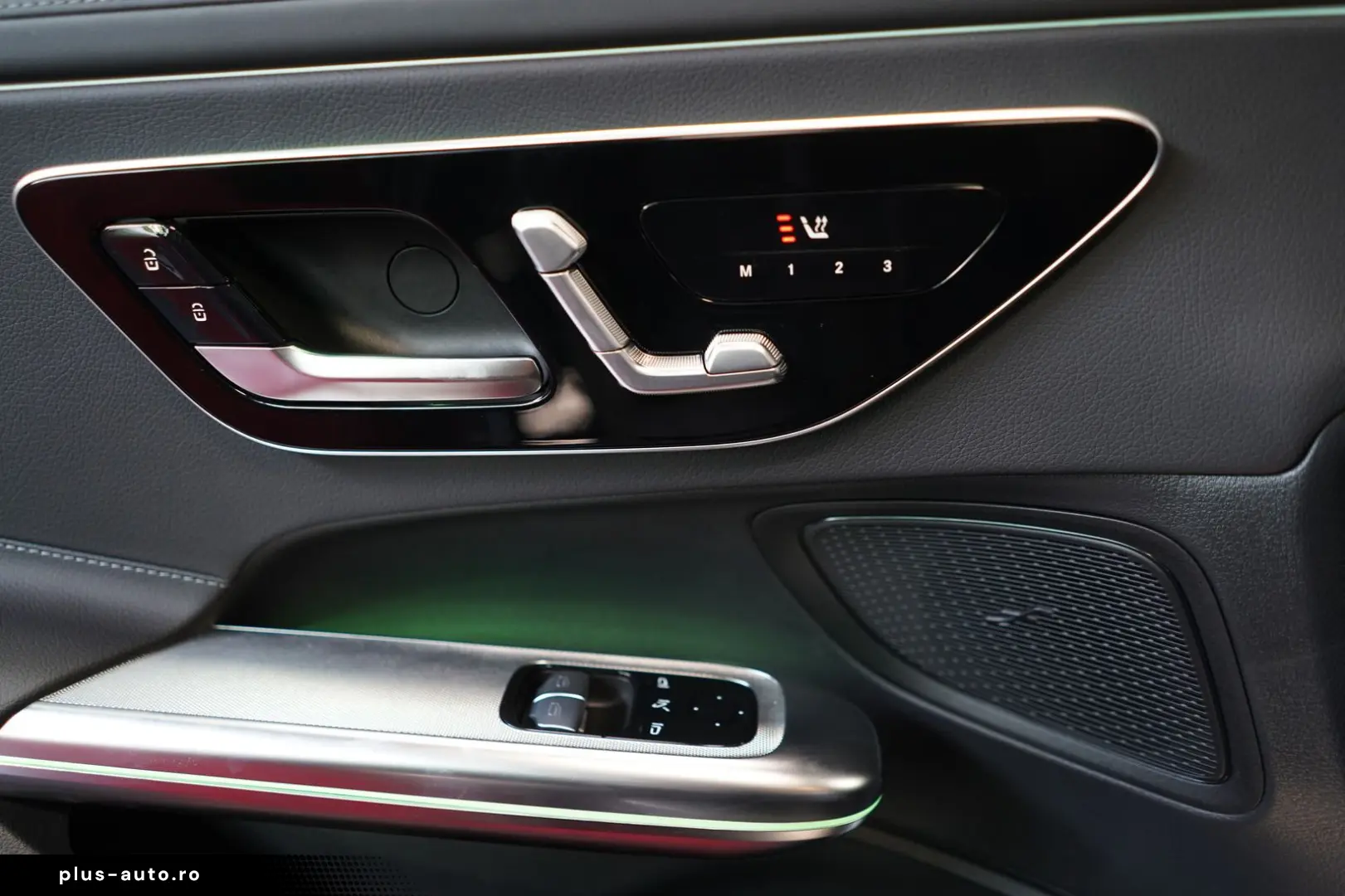 MERCEDES-BENZ CLE 200 AMG PANO WIDE TOTW MEMORY