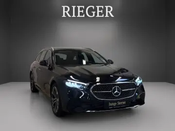 MERCEDES-BENZ E 200 T Avantgarde PANO-SHD 19 -LMR Wi&hellip;