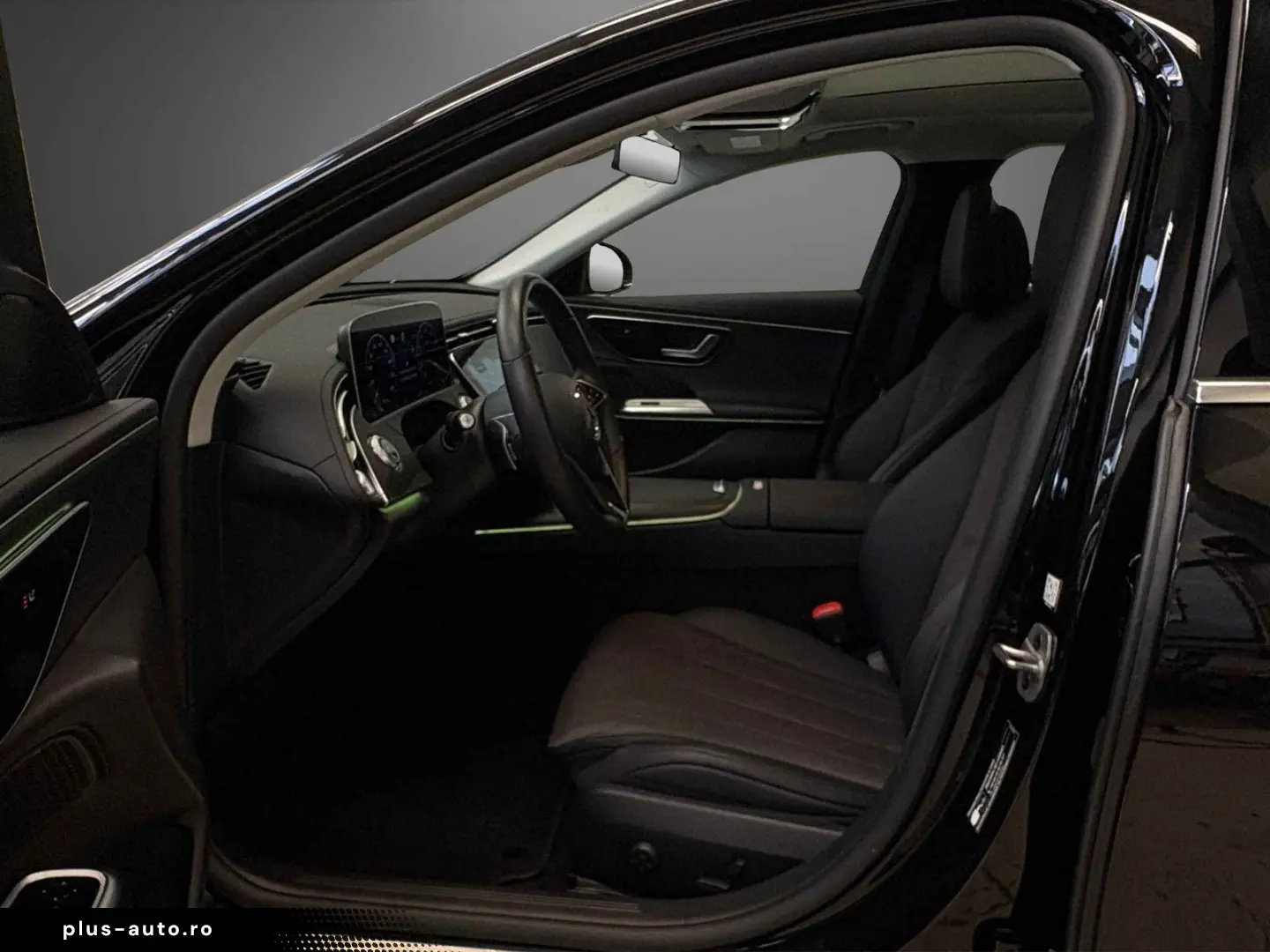 MERCEDES-BENZ E 200 T Avantgarde PANO-SHD 19 -LMR Wi&hellip;