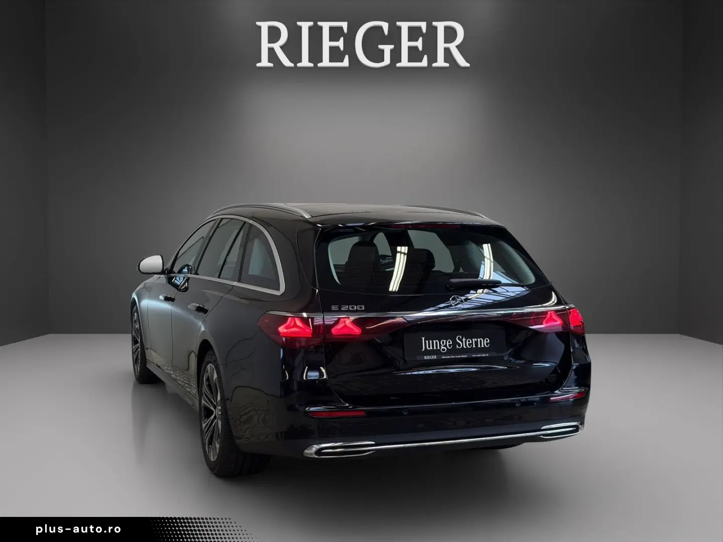 MERCEDES-BENZ E 200 T Avantgarde PANO-SHD 19 -LMR Wi&hellip;