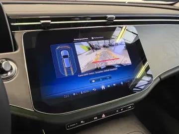 MERCEDES-BENZ E 200 T Avantgarde PANO-SHD 19 -LMR Wi&hellip;