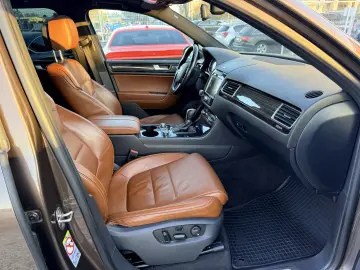 Edition X  7000e avans și 6000e în 3 luni