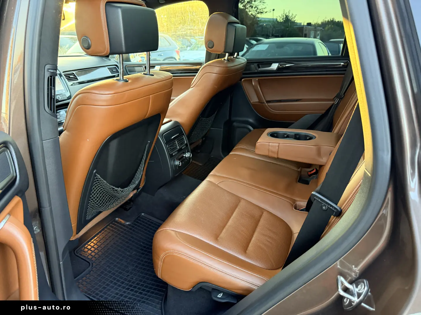 Edition X  7000e avans și 6000e în 3 luni