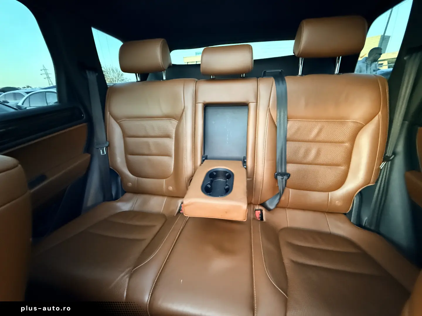 Edition X  7000e avans și 6000e în 3 luni