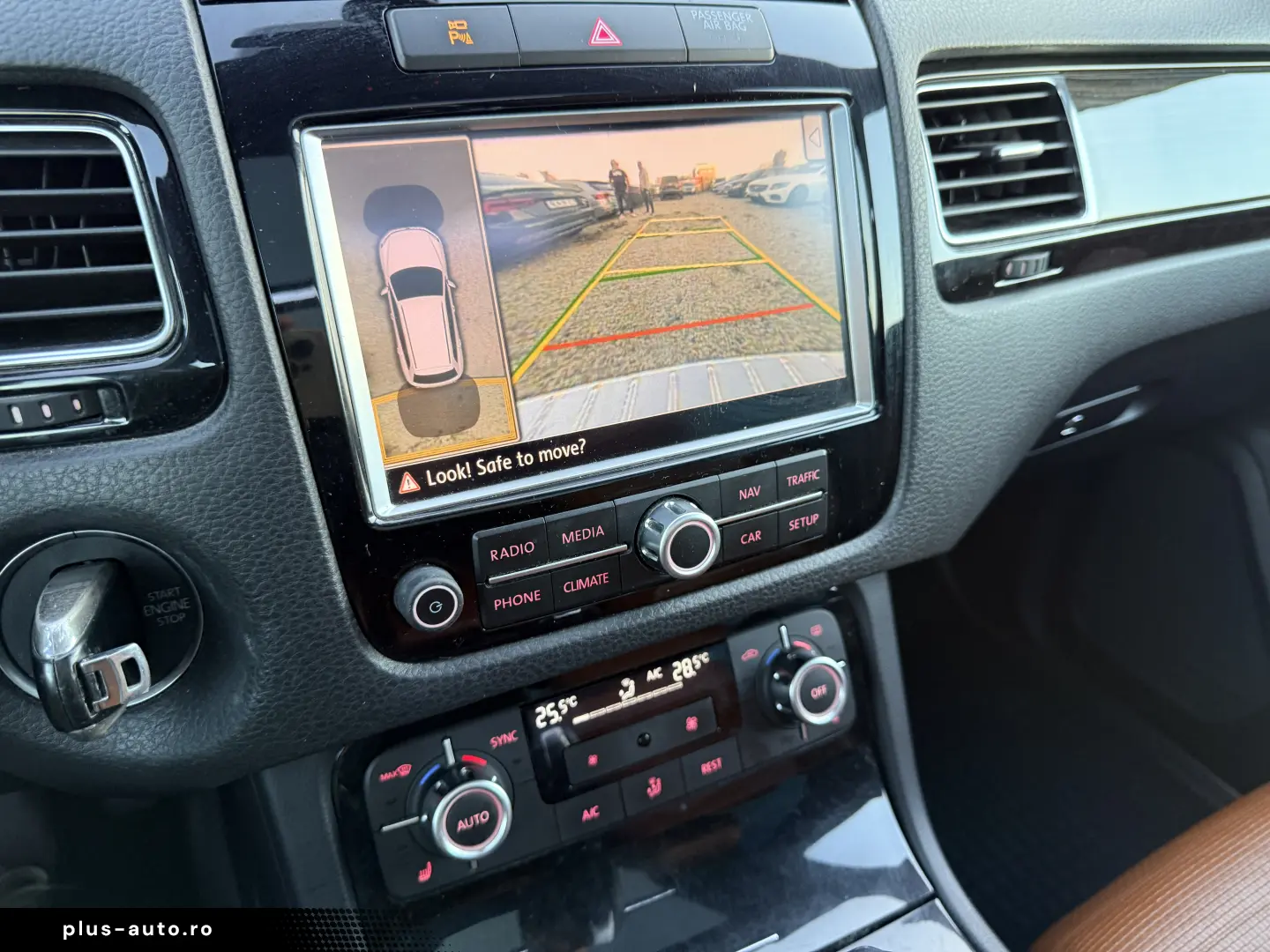 Edition X  7000e avans și 6000e în 3 luni