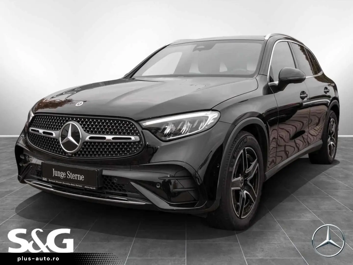 MERCEDES-BENZ GLC 220 d 4M AMG RüKam MBUX Pano LED AHK 19
