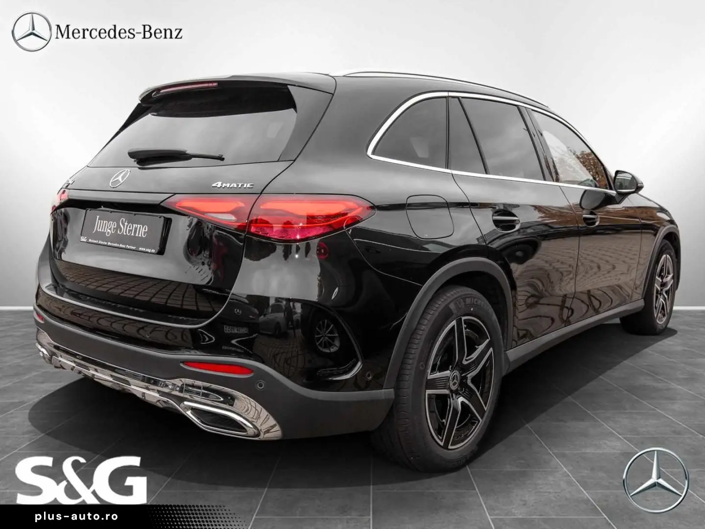 MERCEDES-BENZ GLC 220 d 4M AMG RüKam MBUX Pano LED AHK 19