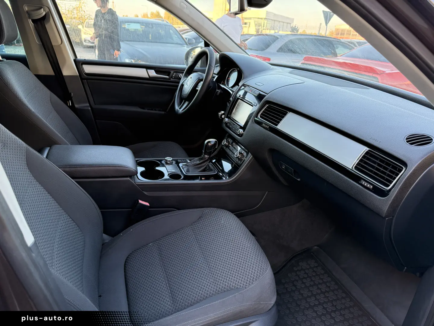 6000e avans si 6000e in 3 luni