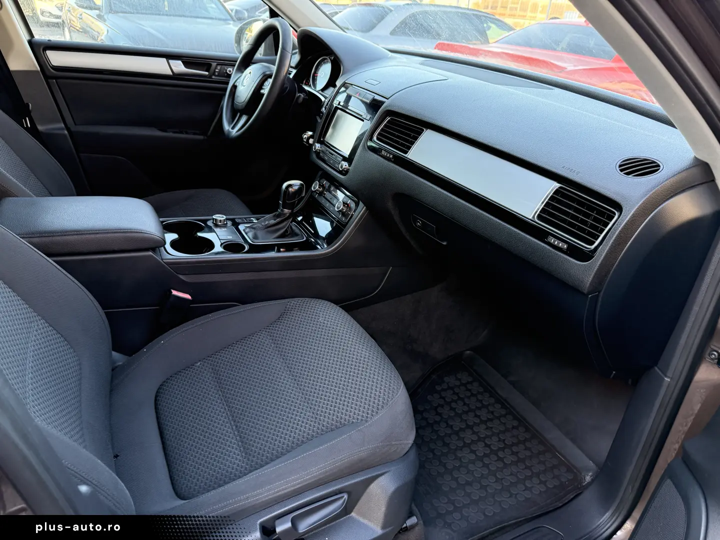 6000e avans si 6000e in 3 luni