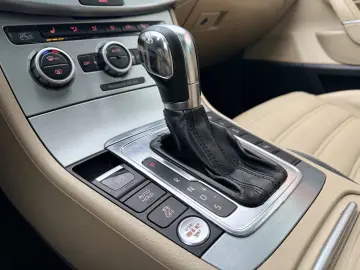 6000e avans si 5000e in 3 luni