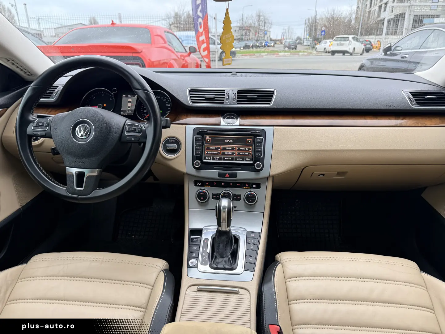 6000e avans si 5000e in 3 luni