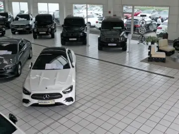 MERCEDES-BENZ GLE 350 de 4M Smaragdgrün Pano Voll Le&hellip;