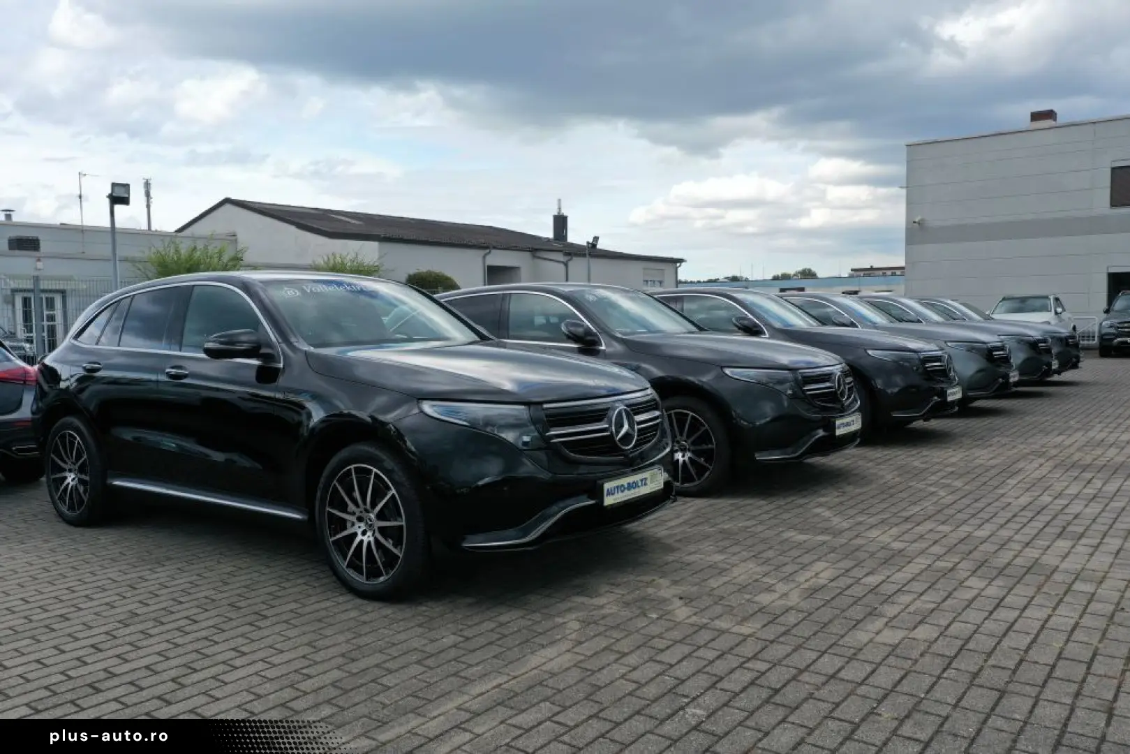 MERCEDES-BENZ GLE 350 de 4M Smaragdgrün Pano Voll Le&hellip;