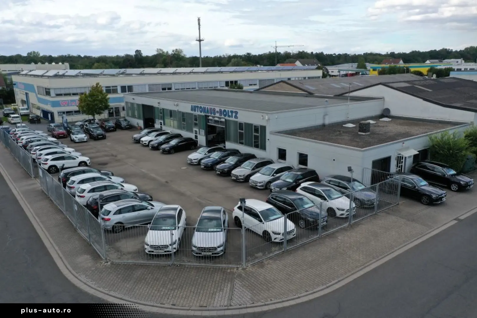 MERCEDES-BENZ GLE 350 de 4M Smaragdgrün Pano Voll Le&hellip;