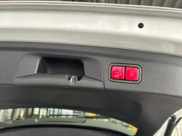 MERCEDES-BENZ GLE 350 de 4M Advanced Multibeam Panor&hellip;