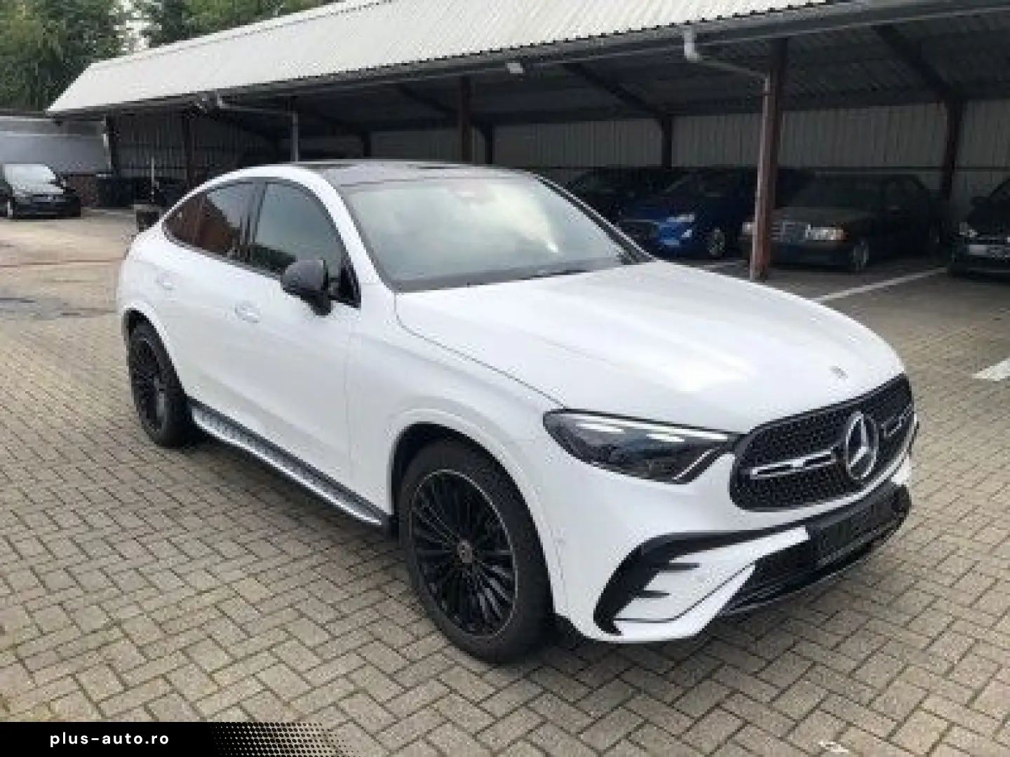 MERCEDES-BENZ GLC 300 de 4M AMG Pano Head Memo 360 Airmatik