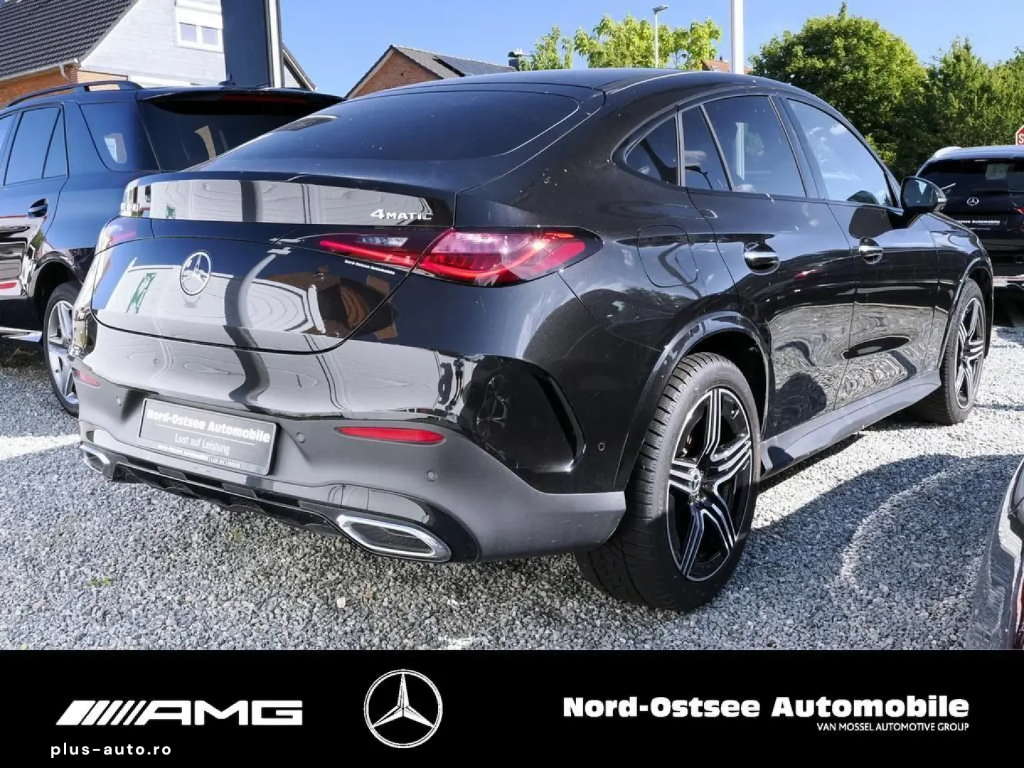 MERCEDES-BENZ GLC 300 COUPÉ 4M AMG AHK PANO NIGHT 360