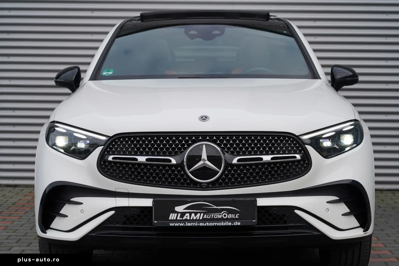 MERCEDES-BENZ GLC300d Coupe 4M AMG PREMIUM  HUD 360 AHK PANO