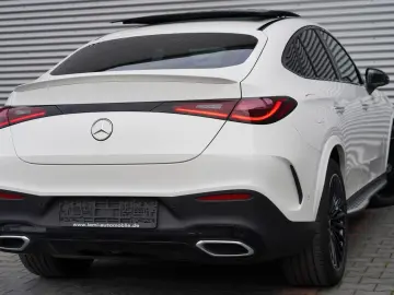 MERCEDES-BENZ GLC300d Coupe 4M AMG PREMIUM  HUD 360 AHK PANO