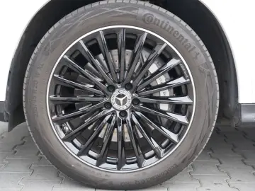 MERCEDES-BENZ GLC300d Coupe 4M AMG PREMIUM  HUD 360 AHK PANO