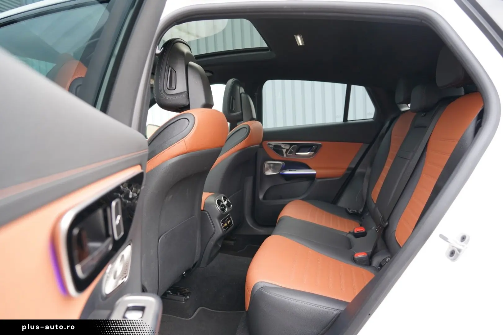 MERCEDES-BENZ GLC300d Coupe 4M AMG PREMIUM  HUD 360 AHK PANO