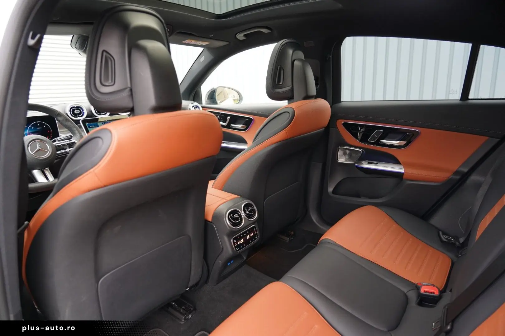 MERCEDES-BENZ GLC300d Coupe 4M AMG PREMIUM  HUD 360 AHK PANO